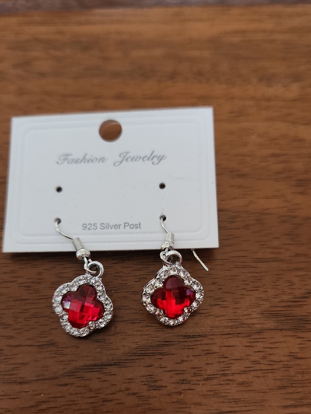 Fashion Jewelry Red Crystal Dangle Earrings with Sparkling Silver Tone